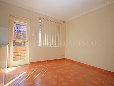 8 / 15 Myee Street, Lakemba