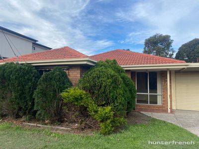 17 Myers Parade, Altona Meadows