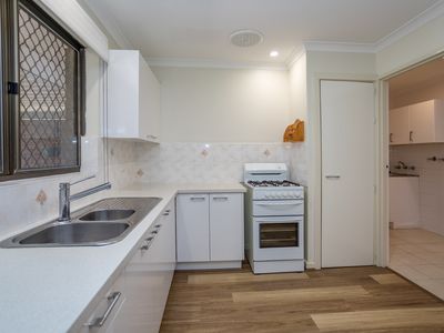 6 / 9 Durling Place, Kelmscott