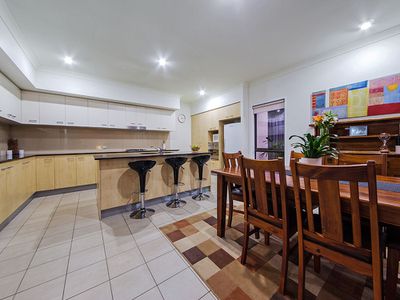 15 Hawksbury Crescent, Wakerley