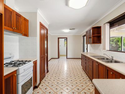 10 Katrina Terrace, Kelmscott