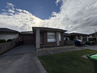 4 Maven Way, Tarneit