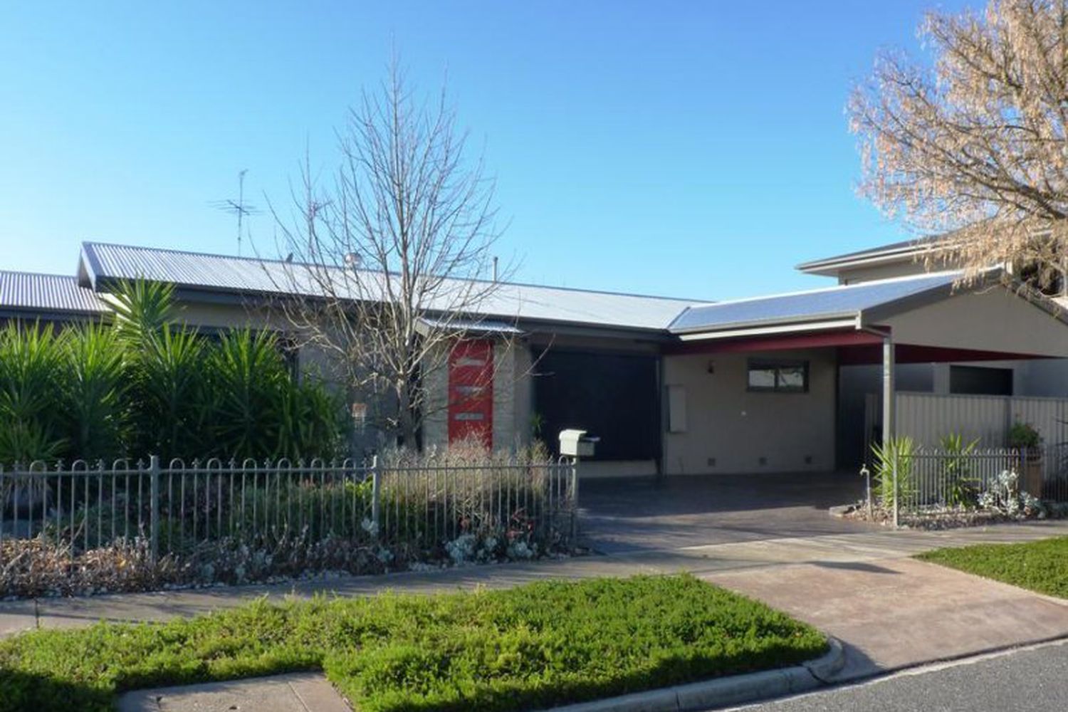 24 Arnott Street, Horsham