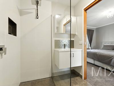 12 Melissa Street, Brighton