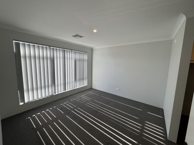 282 Landbeach Boulevard, Alkimos