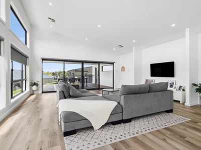 10E Holborow Street, Crookwell