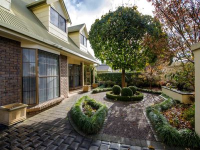 9 McDONALD Street, Mount Gambier