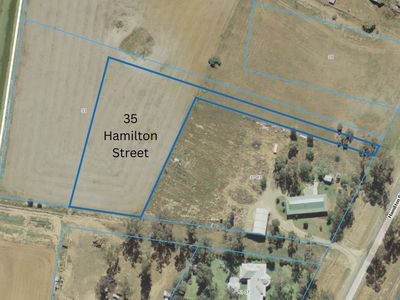 35 Hamilton Street, Finley