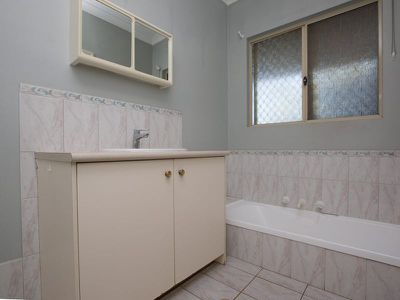 20B Yanderra Crescent, South Hedland