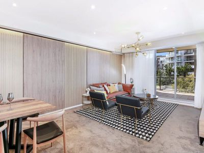 305 / 149 O'Riordan Street, Mascot