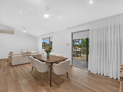 2 Eucalyptus Ave, Varsity Lakes