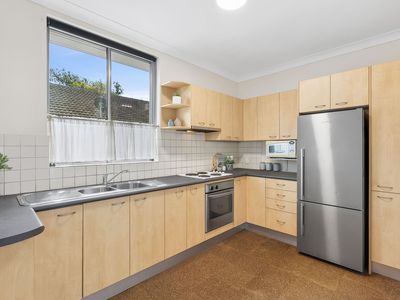 5 / 4 Darley Street East, Mona Vale