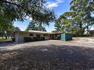 24 Milton Street, Compton