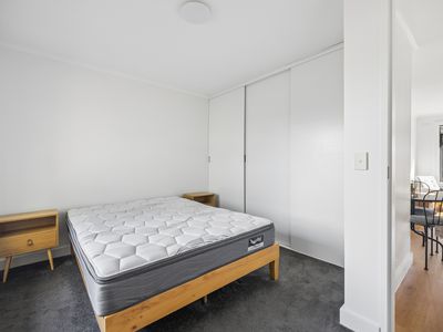 10 / 10 Empire Street, Footscray