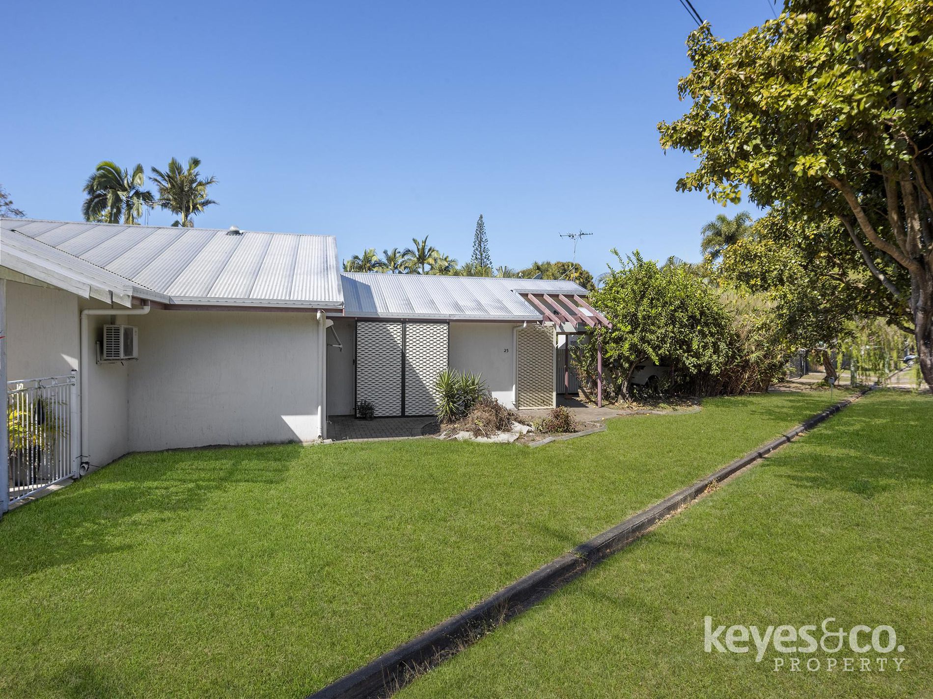 2 / 25 Anderson Street, Railway Estate