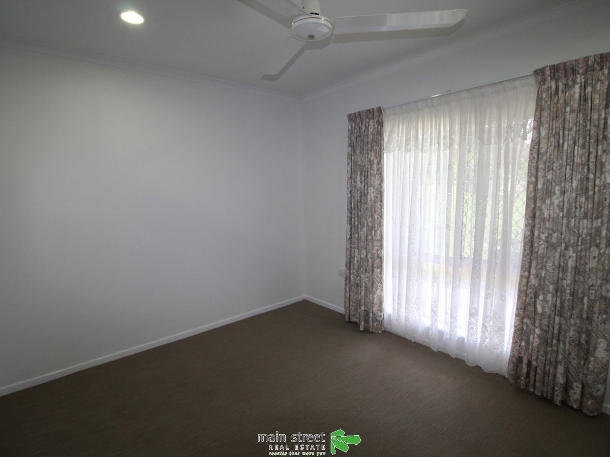 4 Paula Close, Atherton