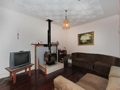 19 Frank Street, Boulder