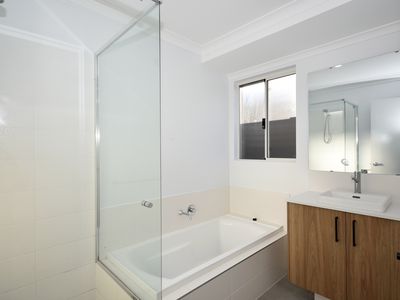 7 Klondyke Street, Piara Waters