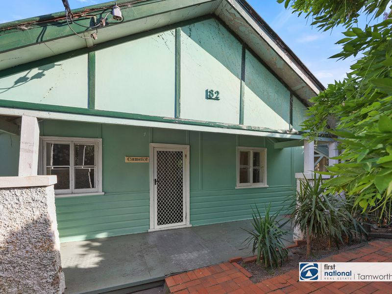 82 Bourke Street, Tamworth