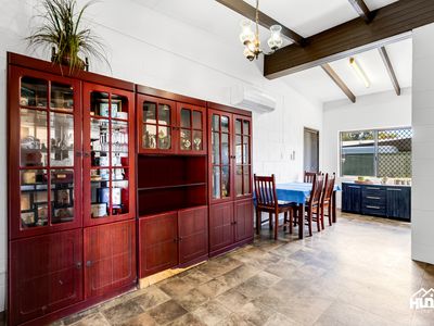 60 Hollywood Boulevard, White Rock