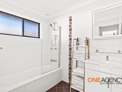 10 Badgery Street, Albion Park