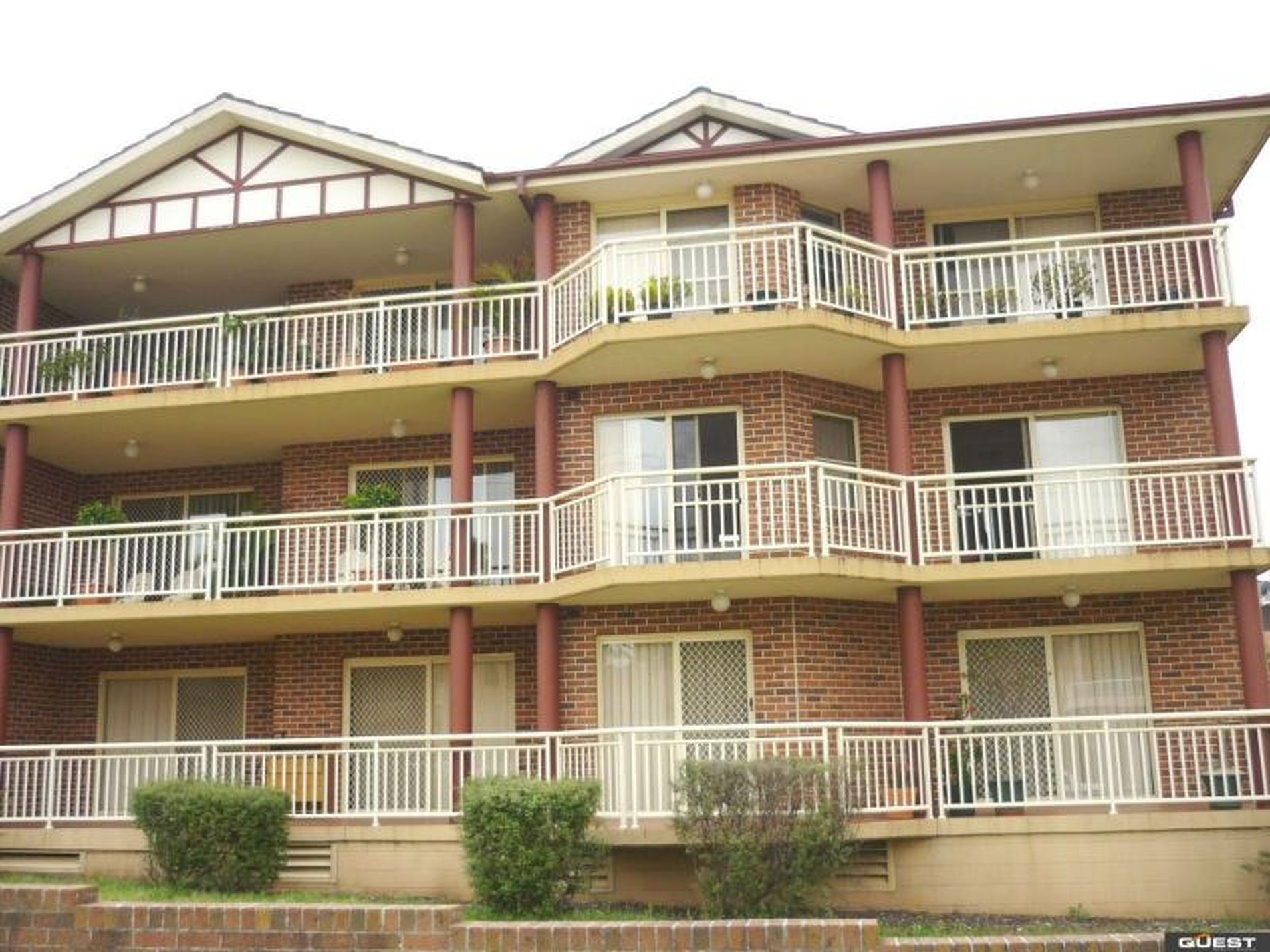 6 / 3-5 Shenton Avenue, Bankstown