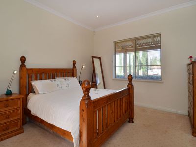 11 Hastie Court, Somerville