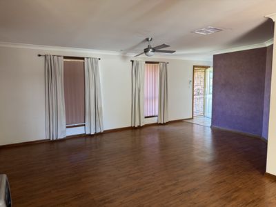 60 Best Street, Parkes
