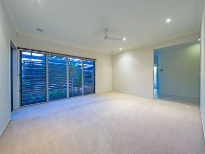15 Watervale Pde, Wakerley