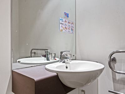 D8/71 Spencer Road, Albany