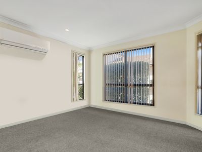 12 / 12 Greendale Way, Carindale