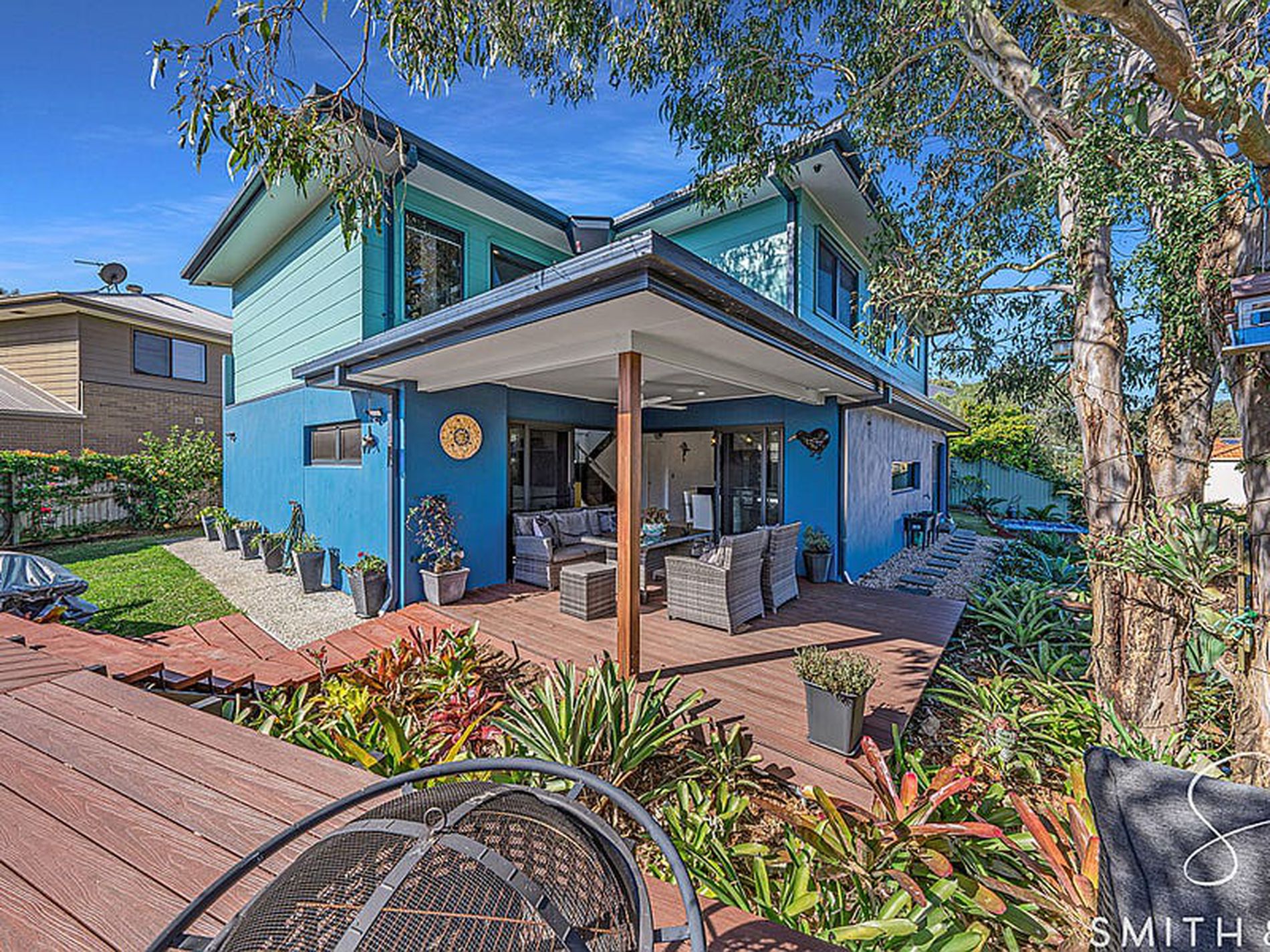 22 Mizen Place, Holland Park West