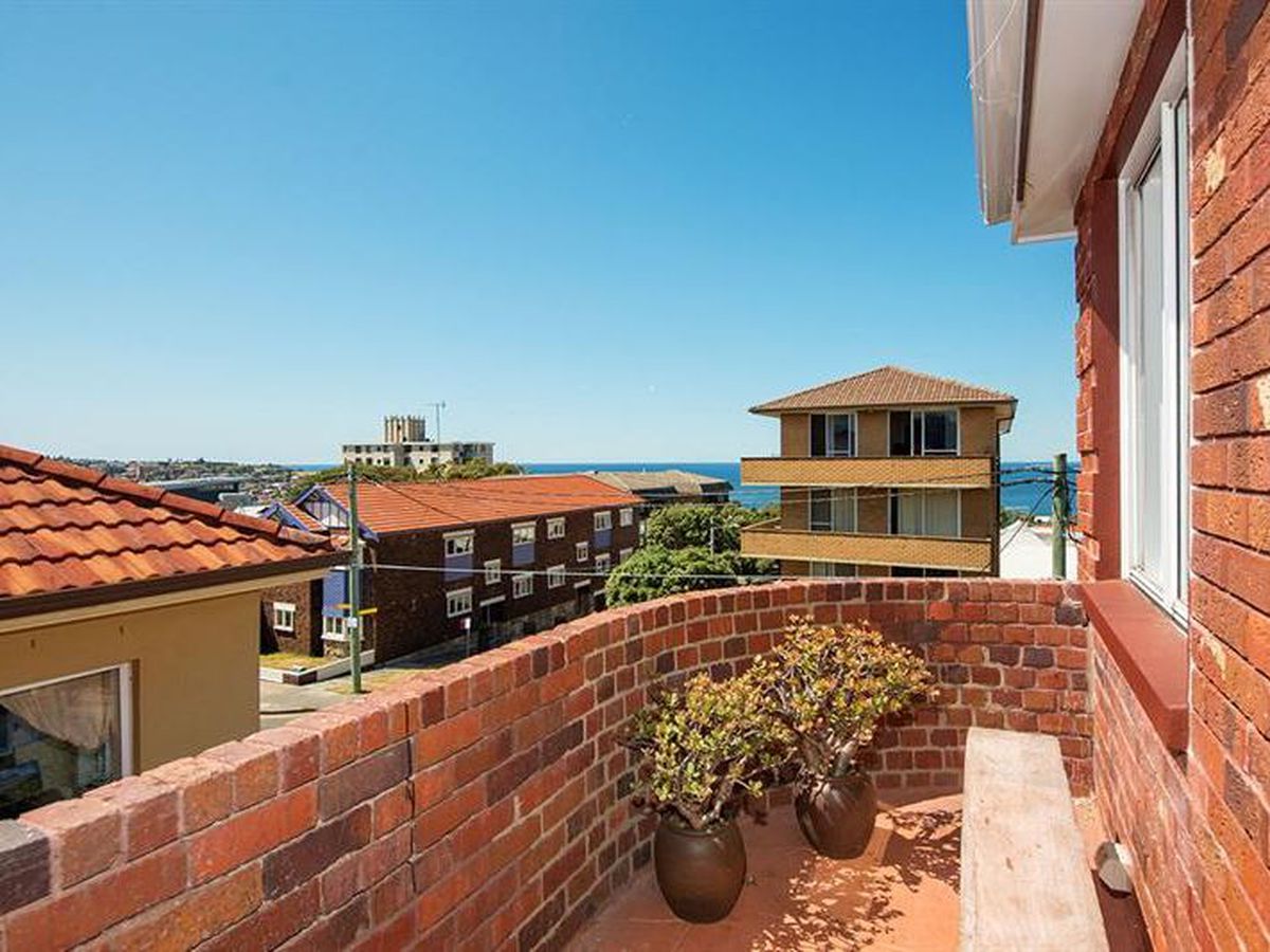 9 / 27 Glen St, Bondi