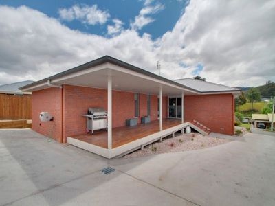 11 Charles Street, Cygnet