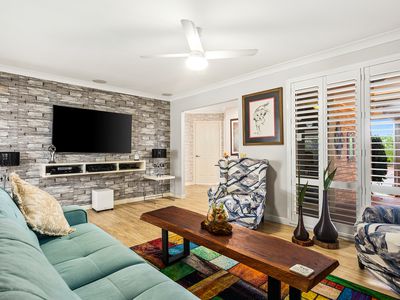 8 Weston Street, Albion Park