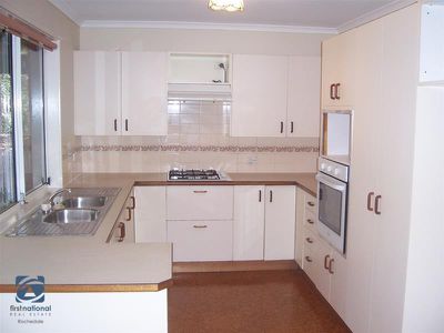 18 Lamorna Street, Rochedale South