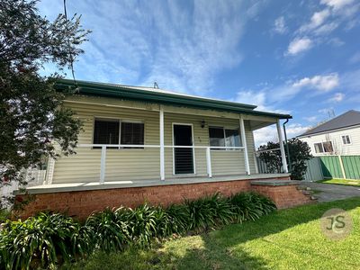 35 Kline Street, Weston