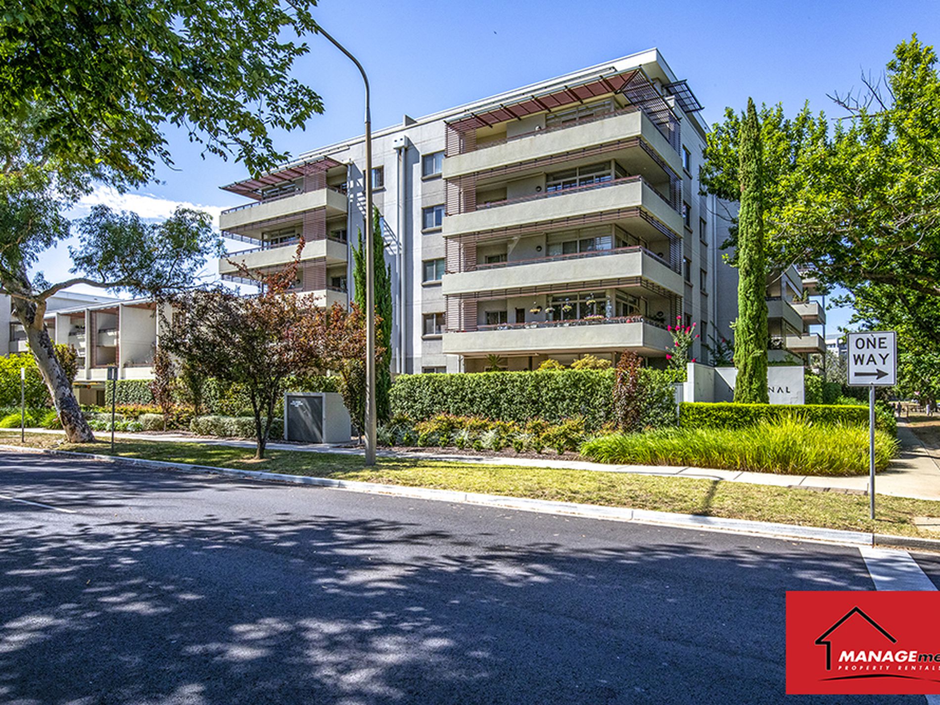 40 / 12 NATIONAL CIRCUIT, Barton