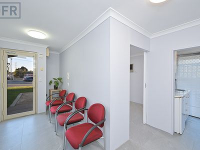 6 / 5 Berrigan Drive, South Lake