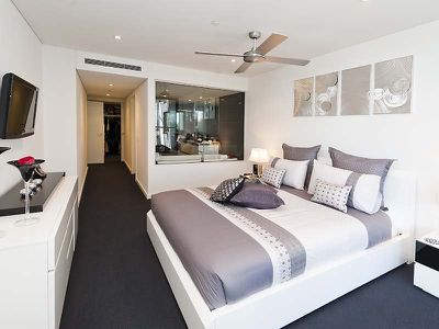 203 / 96 Bow River Crescent, Burswood