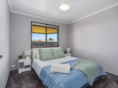 1 / 5 Hicks Road, Hannans