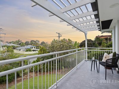 14 Loweana Street, Southport