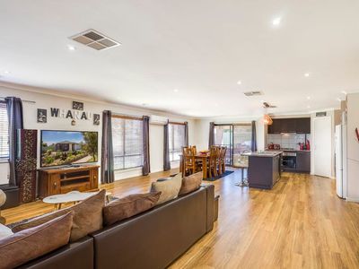 104 Ribblesdale Avenue, Wyndham Vale
