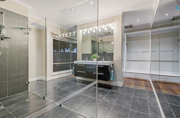 83 Sandover Drive, Roxburgh Park