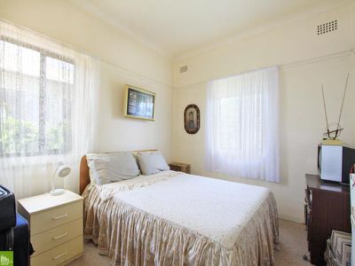 99 The Avenue -, Mount Saint Thomas