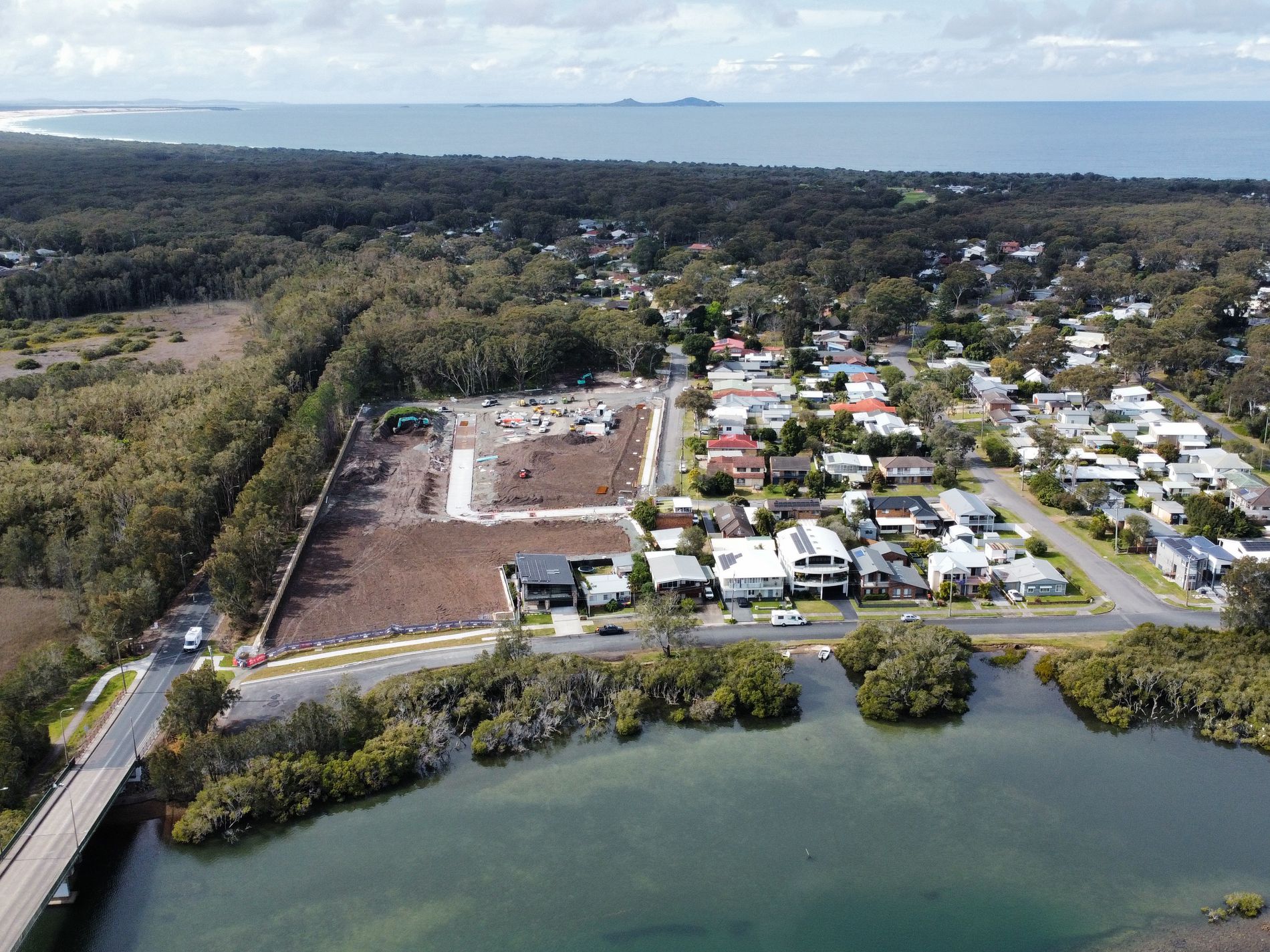 Hawks Nest Estate Moira Parade & Eagle Avenue, Hawks Nest