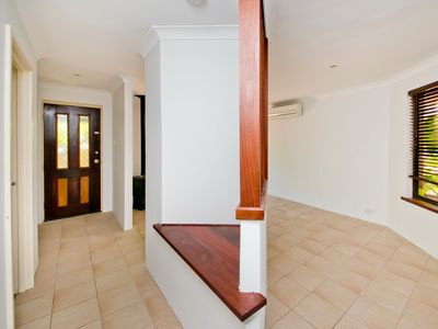 3/8 Colin Road, Scarborough
