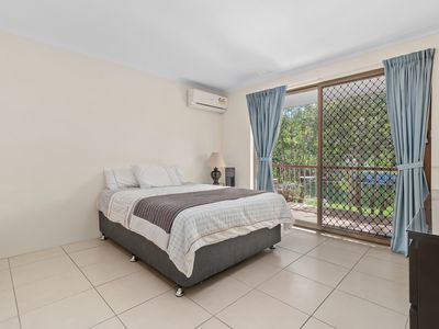 2 / 10 Ward Street, Indooroopilly