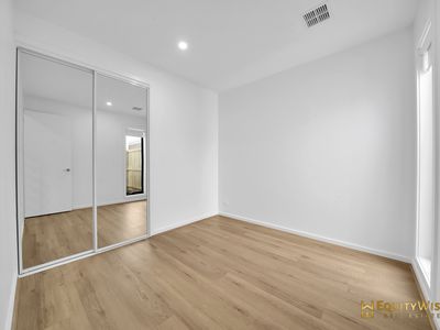 26 Swansea Road, Manor Lakes