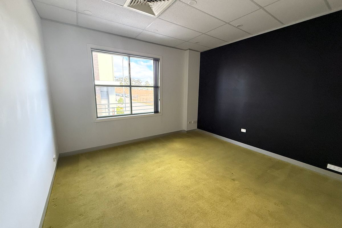 3 & 4 / 28 Somerset Avenue, Narellan